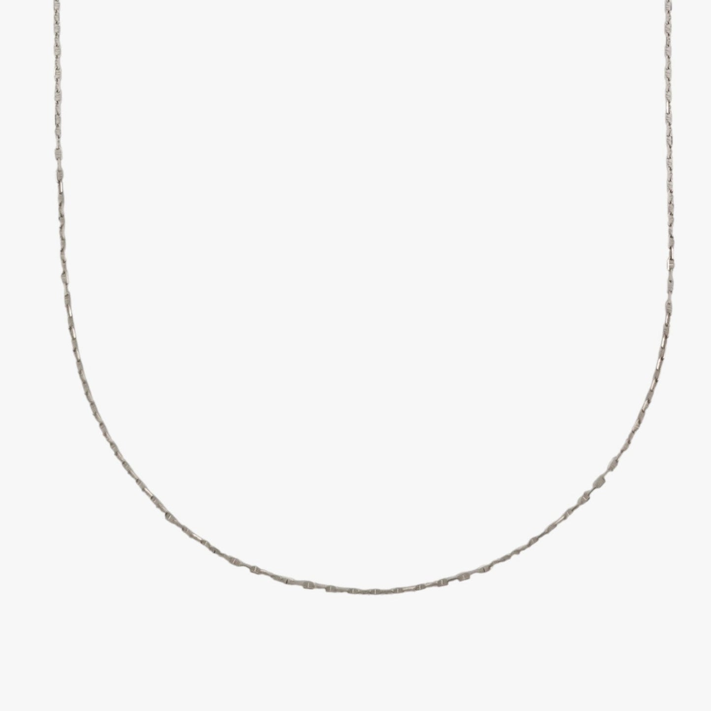Comprar cadena forzada barras de oro blanco de 18kt y 40cm de largo con cierre tipo mosquetón. Cadenas con envío gratis. Joyería Ian'Or.