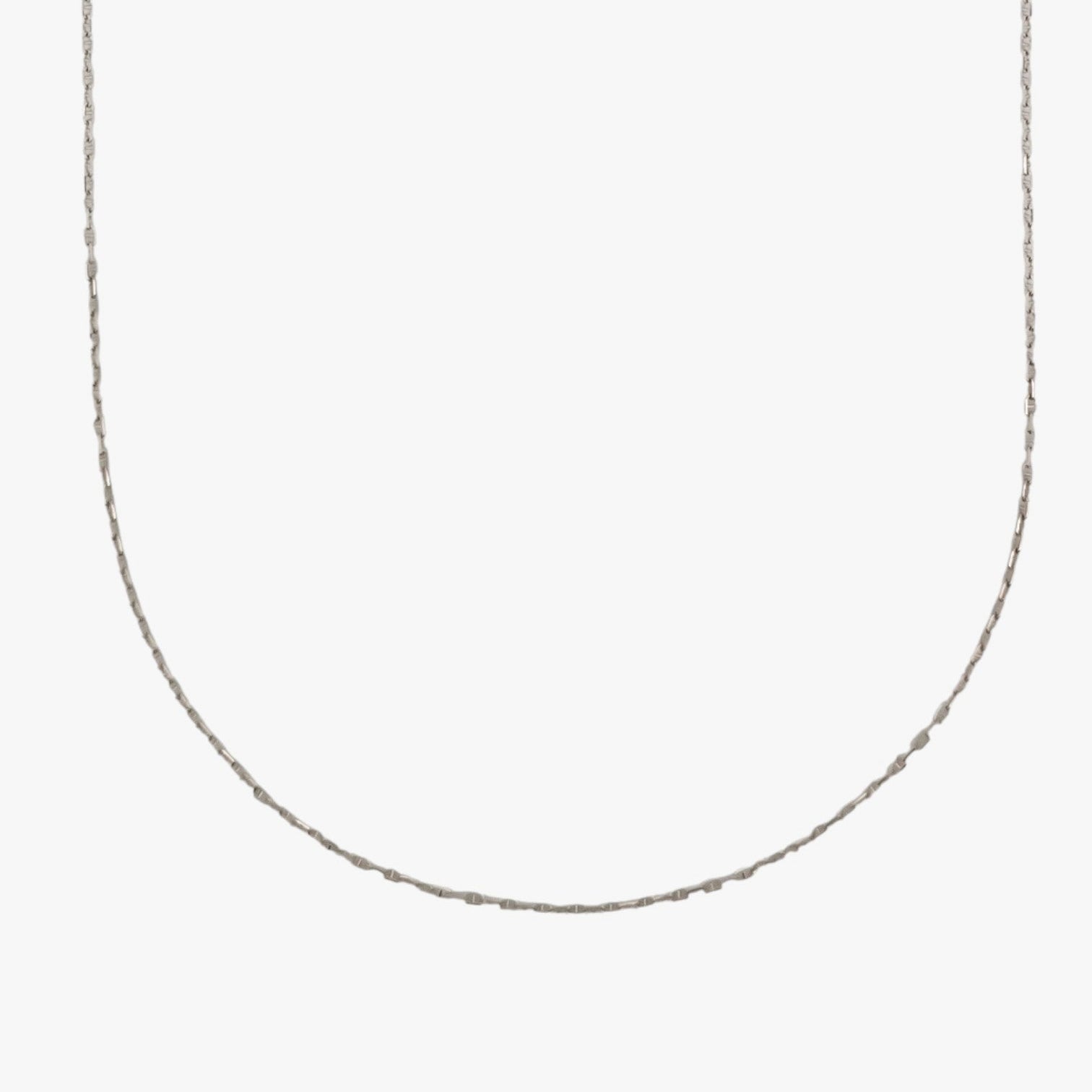 Comprar cadena forzada barras de oro blanco de 18kt y 40cm de largo con cierre tipo mosquetón. Cadenas con envío gratis. Joyería Ian'Or.