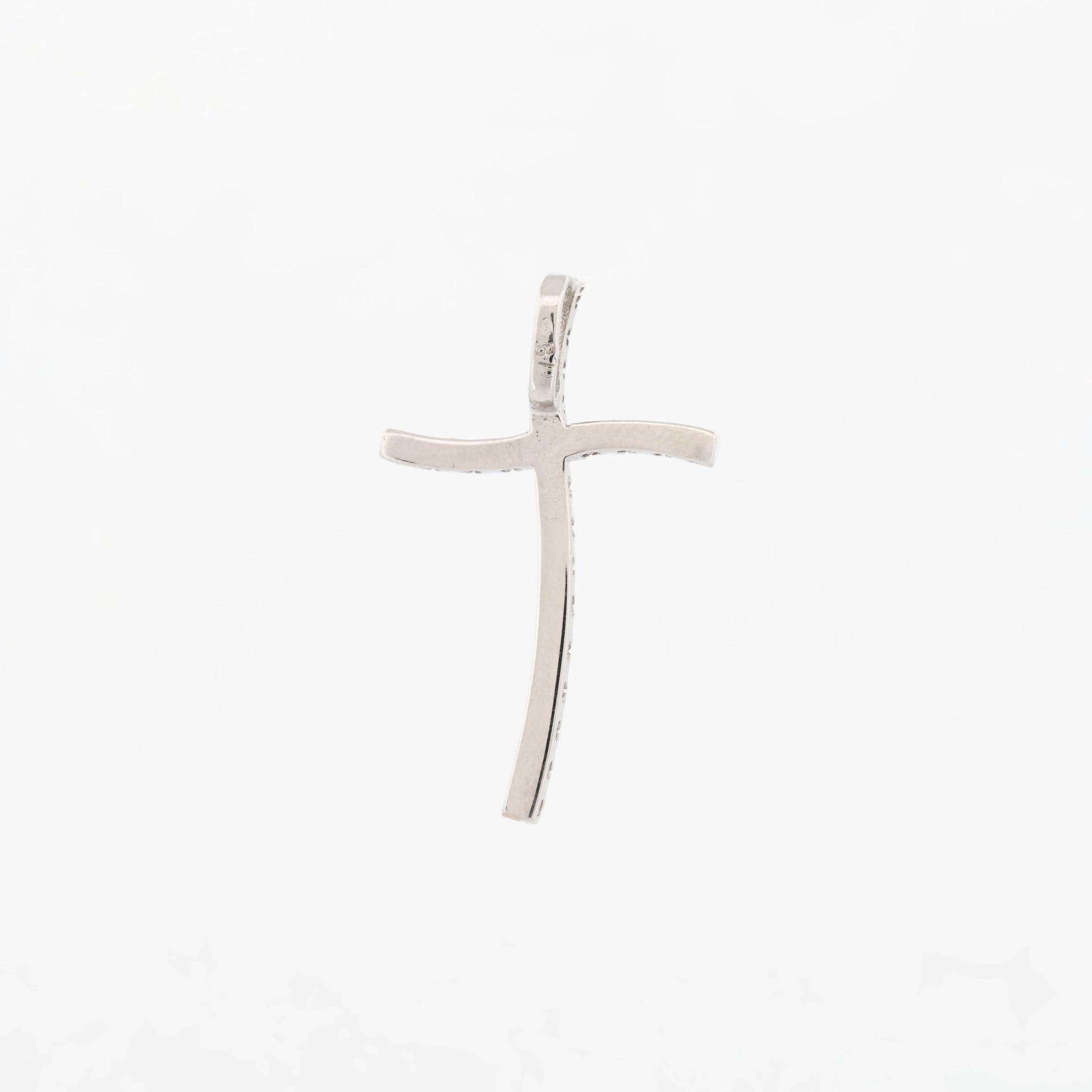 Comprar colgante en oro blanco de 18kt en forma de cruz con 22 diamantes talla brillante. Joyería Compro Oro Barcelona. Ian'Or.