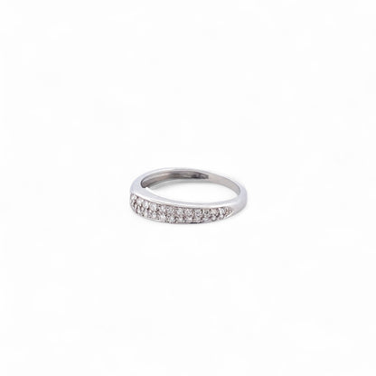 Comprar anillo triple realizado en oro amarillo, oro rosa y oro blanco de 18kt y diamantes talla brillante. Estos anillos se pueden llevar de diferente forma.
