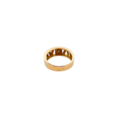 Comprar anillo calado realizado en oro amarillo de 18kt con un diamante talla brillante en la parte central. Joyas segunda mano. Joyería Ian'Or. Envío gratis.