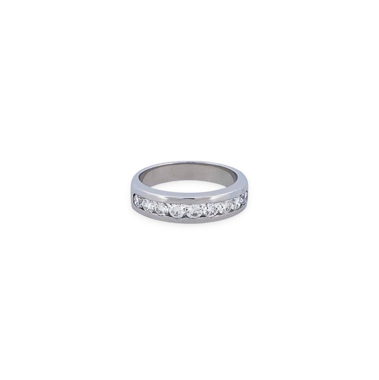 28748C - Media alianza oro blanco 18kt con brillantes