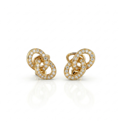 Pendientes eslabones de oro amarillo y diamantes. Tiene 21 diamantes cada uno. Cierre omega. Compro oro en Barcelona. Envío gratis. Lujo.