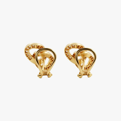 Pendientes eslabones de oro amarillo y diamantes. Tiene 21 diamantes cada uno. Cierre omega. Compro oro en Barcelona. Envío gratis. Lujo.