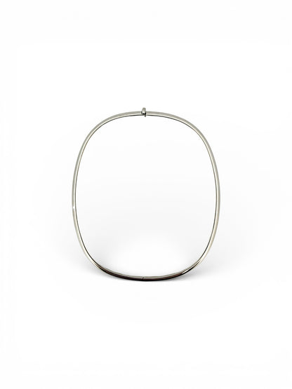 Comprar pulsera esclava de oro blanco de 18kt. Esta pulsera dispone de cierre de cajón. Joyas de segunda mano. Esclavas de oro de 18kt en Ian'Or.