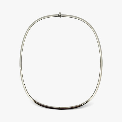 Comprar pulsera esclava de oro blanco de 18kt. Esta pulsera dispone de cierre de cajón. Joyas de segunda mano. Esclavas de oro de 18kt en Ian'Or.