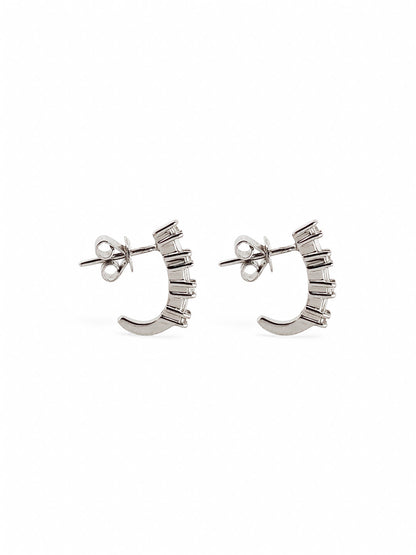 Comprar pendientes rectangulares de oro blanco de 18kt con 4 diamantes en cada pendiente. Cierre tipo presión. Joyas segunda mano. Joyas restauradas. Ian'Or.