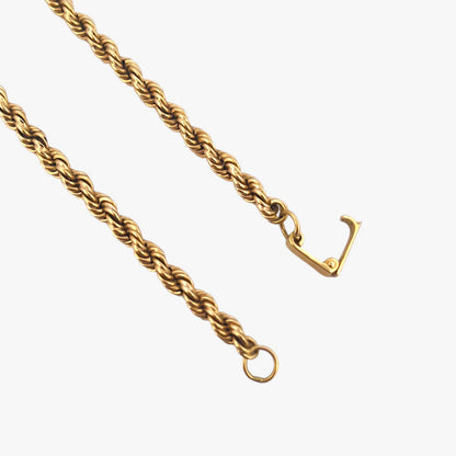 Comprar collar de oro amarillo de 18kt con cadena de cordón salomónico. La cadena mide 70cm de largo y dispone de un cierre tipo gancho. Joyería Ian'Or. Envío GRATIS.