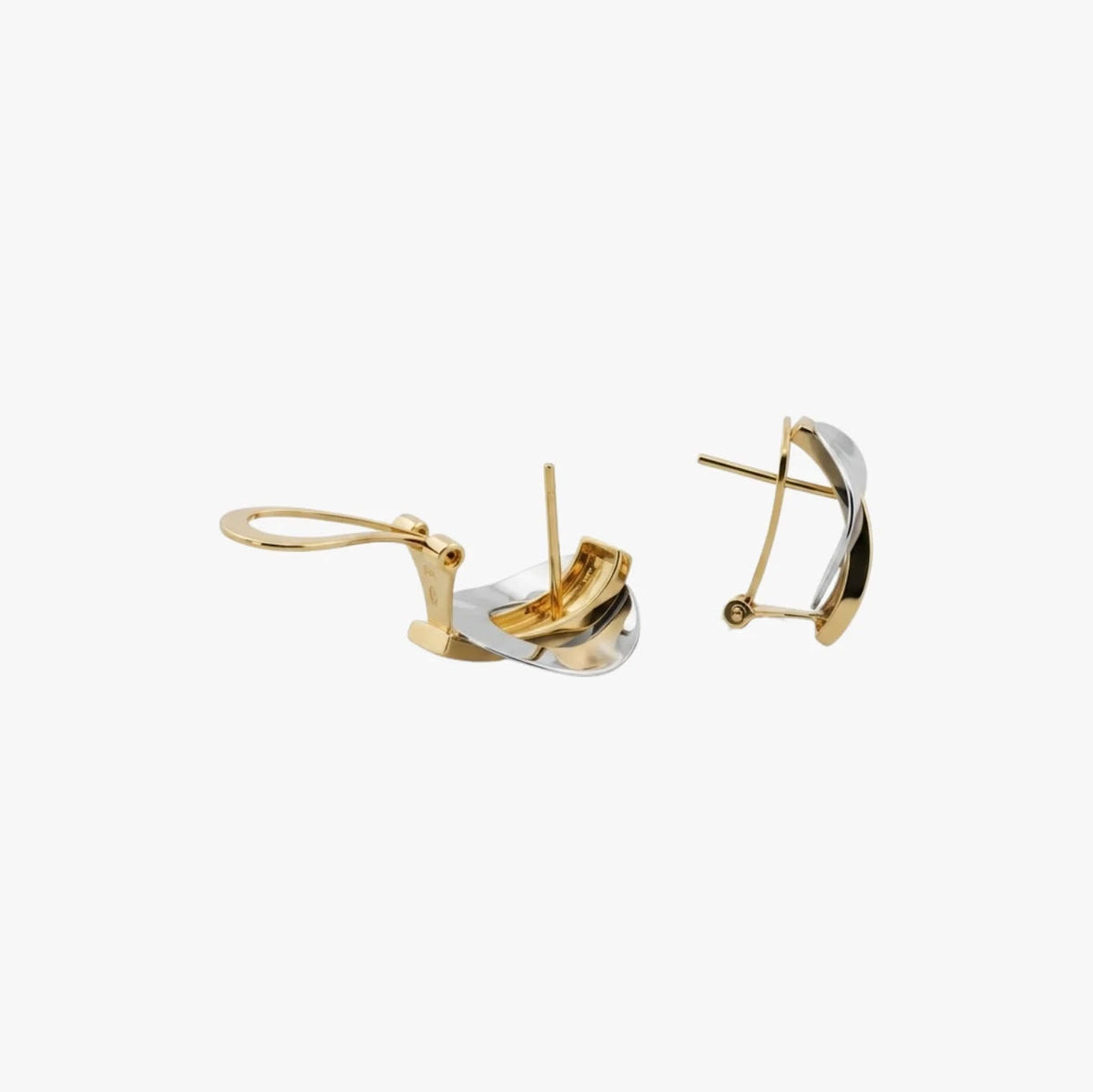 Comprar pendientes bicolor en oro blanco y amarillo de 18kt. Disponen de cierre tipo Omega.Pendientes de oro baratos Ian'Or. Pendientes oro 18kt. Envío gratis.