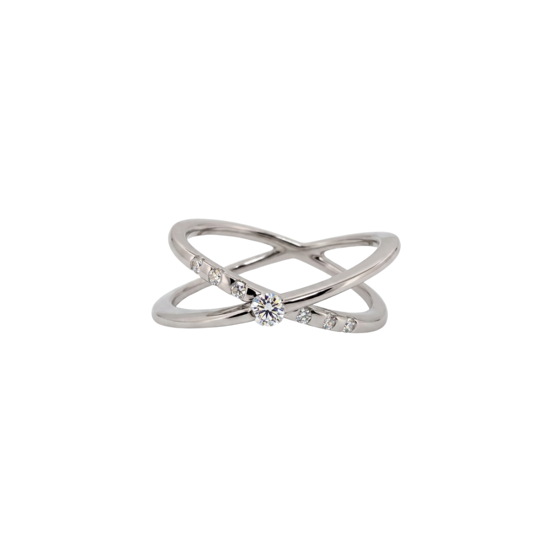 Comprar solitario realizado en oro blanco y diamante talla brillante engastado en dos brazos Joyas restauradas. Joyería compro oro Ian'Or. Envío GRATIS.