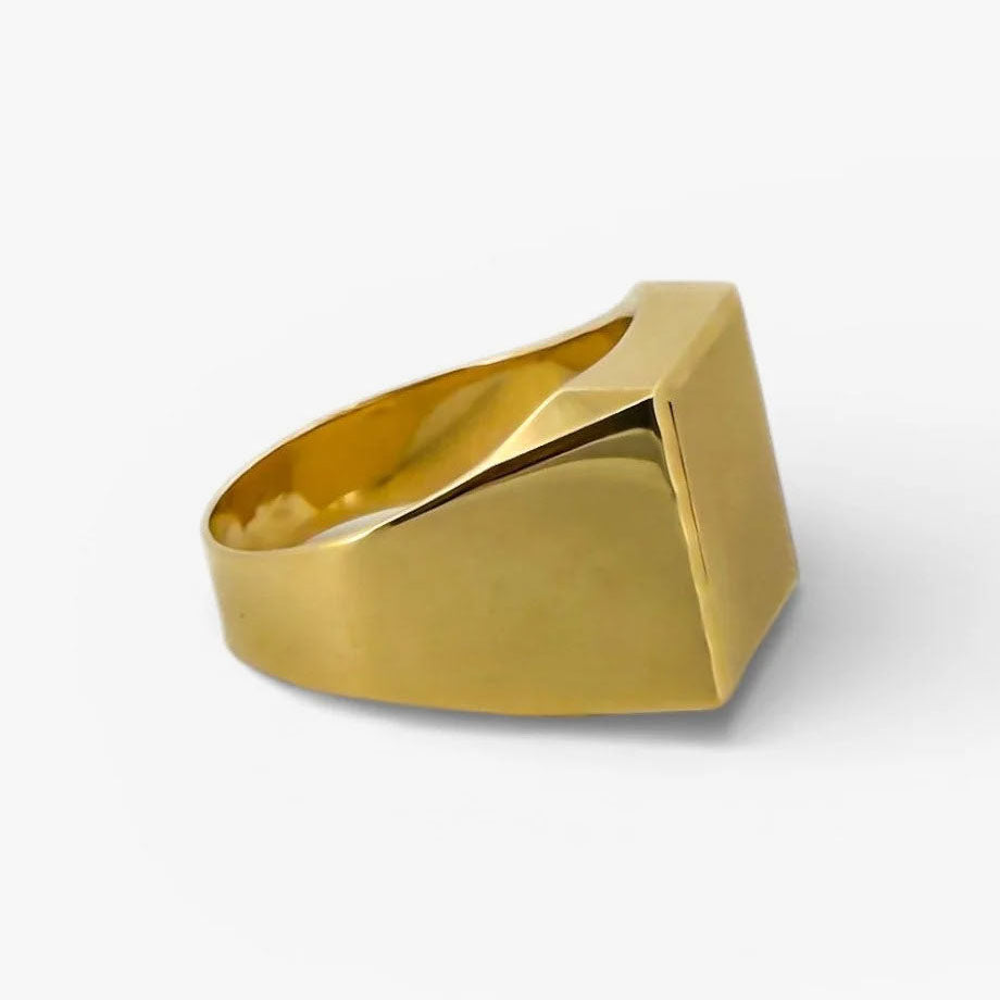 Comprar anillo tipo sello de oro amarillo de 18kt. Joyas de segunda mano y restauradas. Sellos de hombre de oro 18kt baratos.
