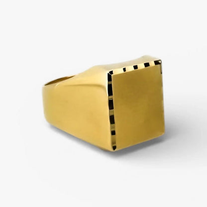 Comprar anillo tipo sello de oro amarillo de 18kt. Joyas de segunda mano y restauradas. Sellos de hombre de oro 18kt baratos.