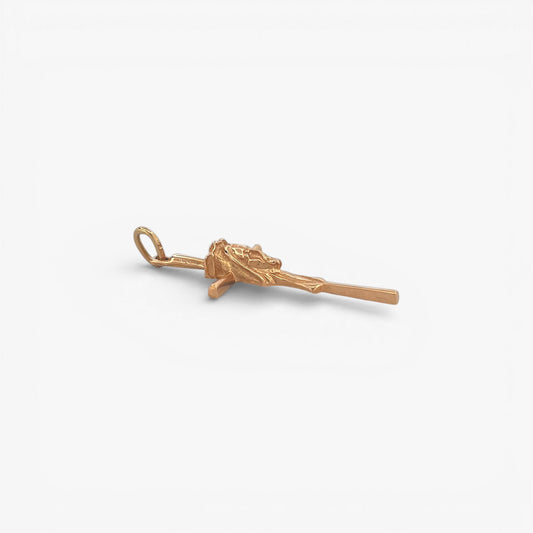 Comprar Colgante en forma de cruz con la cara de cristo en el centro realizada en oro amarillo de 18kt. Una preciosa cruz unisex.Cruces de oro 18kt baratas.