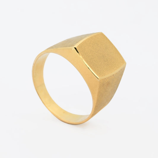 Comprar anillo tipo sello de oro amarillo de 18kt. Joyas de segunda mano y restauradas. Sellos de hombre  de oro 18kt baratos.