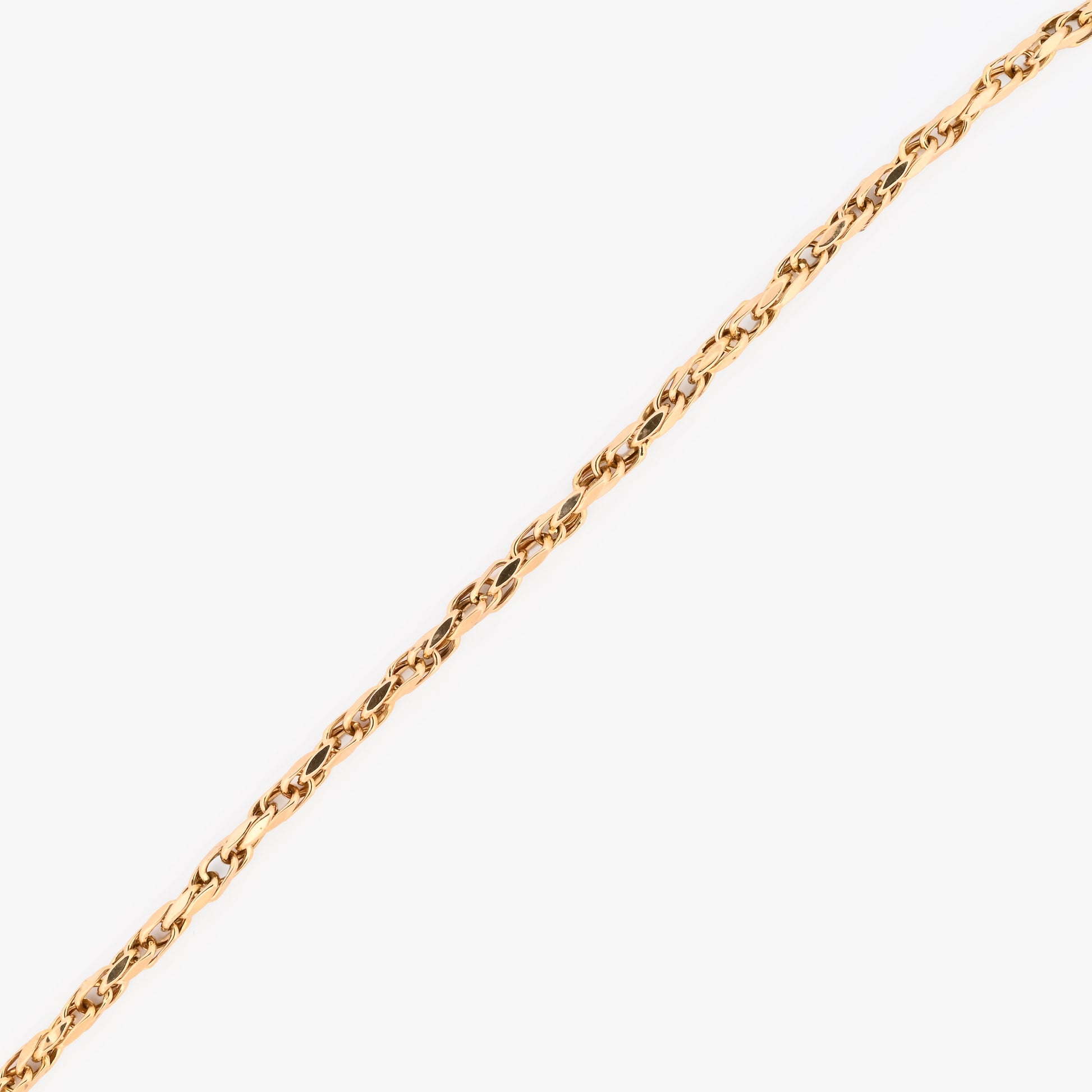 Comprar collar de oro amarillo de 18kt con cadena de cordón salomónico. La cadena mide 45,5cm de largo y dispone de un cierre tipo mosquetón. Joyería Ian'Or. Envío GRATIS.