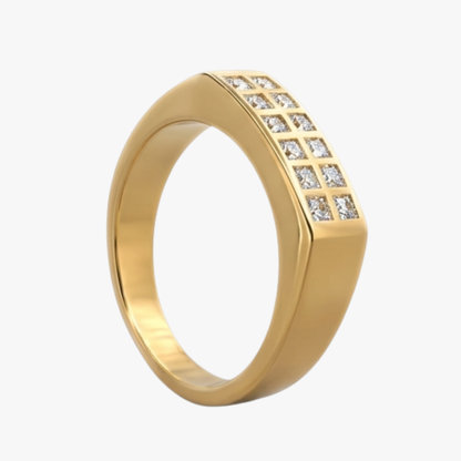 Comprar anillo realizado en oro amarillo de 18kt y 12 diamantes talla brillante en la parte central del anillo, Joyería Ian'Or, Envío gratis.