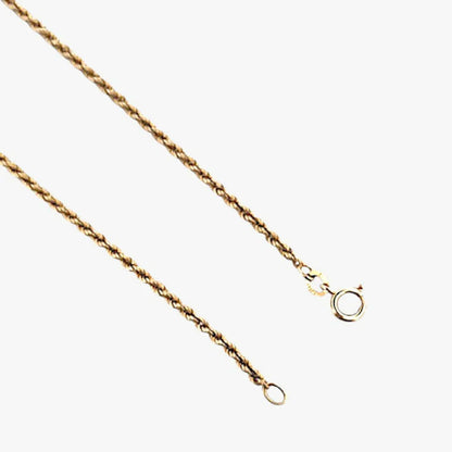 Comprar collar de oro amarillo de 18kt con cadena de cordón salomónico. La cadena mide 62cm de largo y dispone de un cierre reasa. Cordón salomónico Ian'Or.