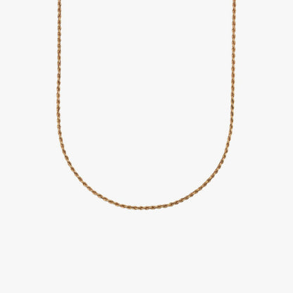 Comprar collar de oro amarillo de 18kt con cadena de cordón salomónico. La cadena mide 62cm de largo y dispone de un cierre reasa. Cordón salomónico Ian'Or.