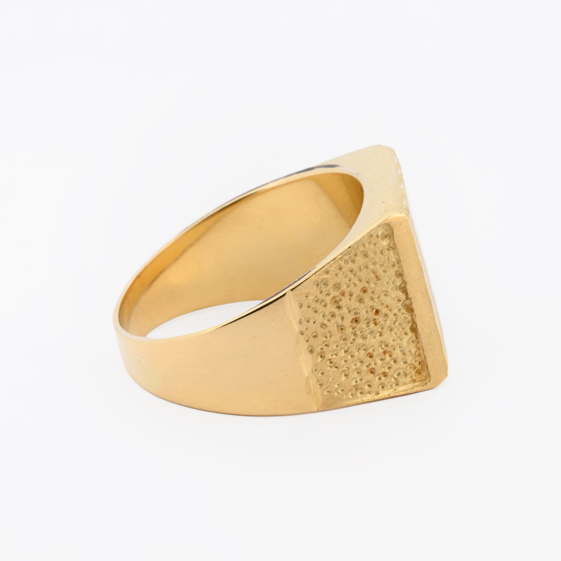 Comprar anillo tipo sello de oro amarillo de 18kt. Joyas de segunda mano y restauradas. Sellos de hombre  de oro 18kt baratos.