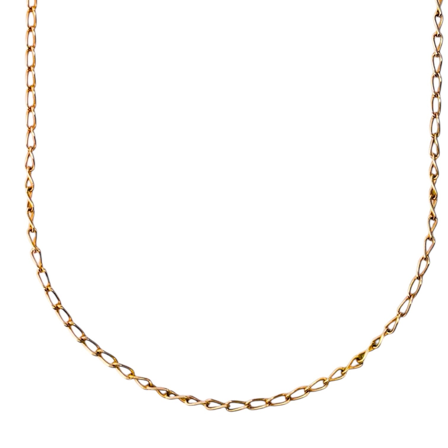 Comprar collar de oro de amarillo de 18kt con cadena barbada con eslabón alargado. Medidas: 55,5cm de largo x 2,41mm grosor. Cadenas de oro de 18kt baratas.