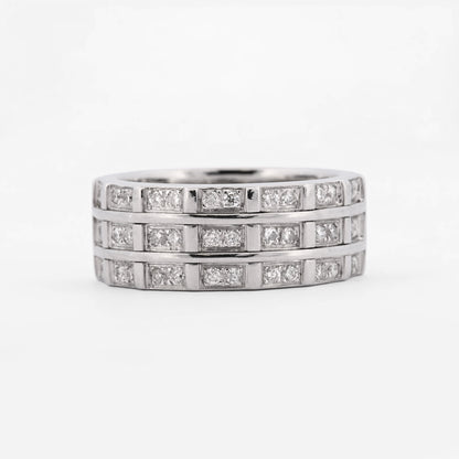 Comprar anillo ancho de tres hileras en oro blanco de 18kt con (diamantes) Joyería Ian'Or. Envío GRATIS y pieza ceritificada.