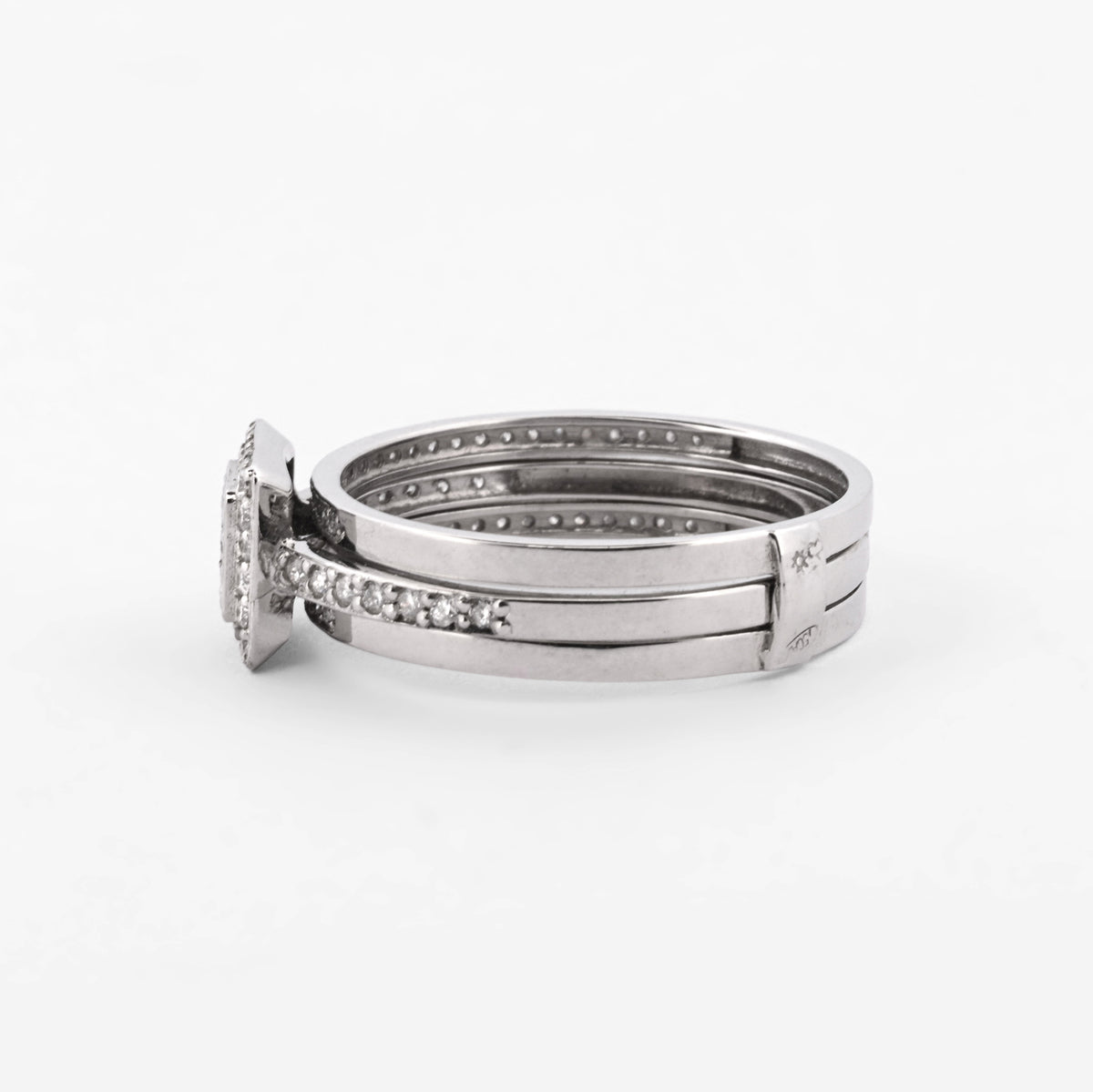 Comprar anillo desmontable de dos piezas en oro blanco de 18kt con rosetón y con  . Joyería Ian'Or. Envío GRATIS y pieza certificada.