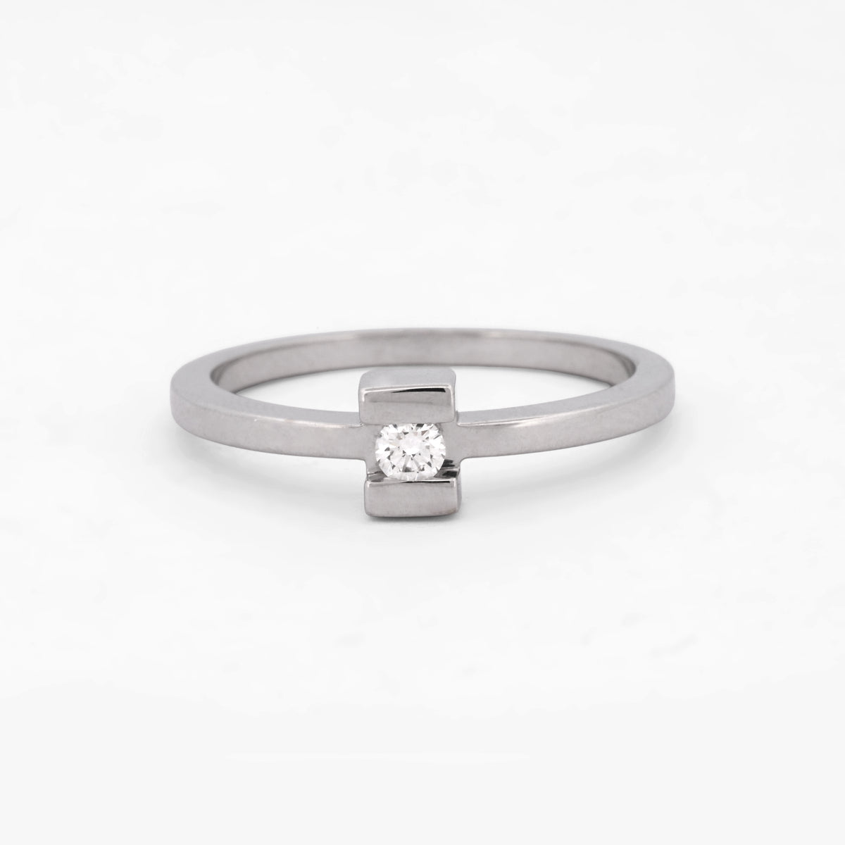 Anillo solitario en oro blanco 18kt con diamante - 30241C