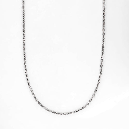 Comprar cadena tipo salomónica en oro blanco de 18kt y 39,5cm de largo con cierre tipo mosquetón. Cadenas con envío gratis. Joyería Ian'Or.