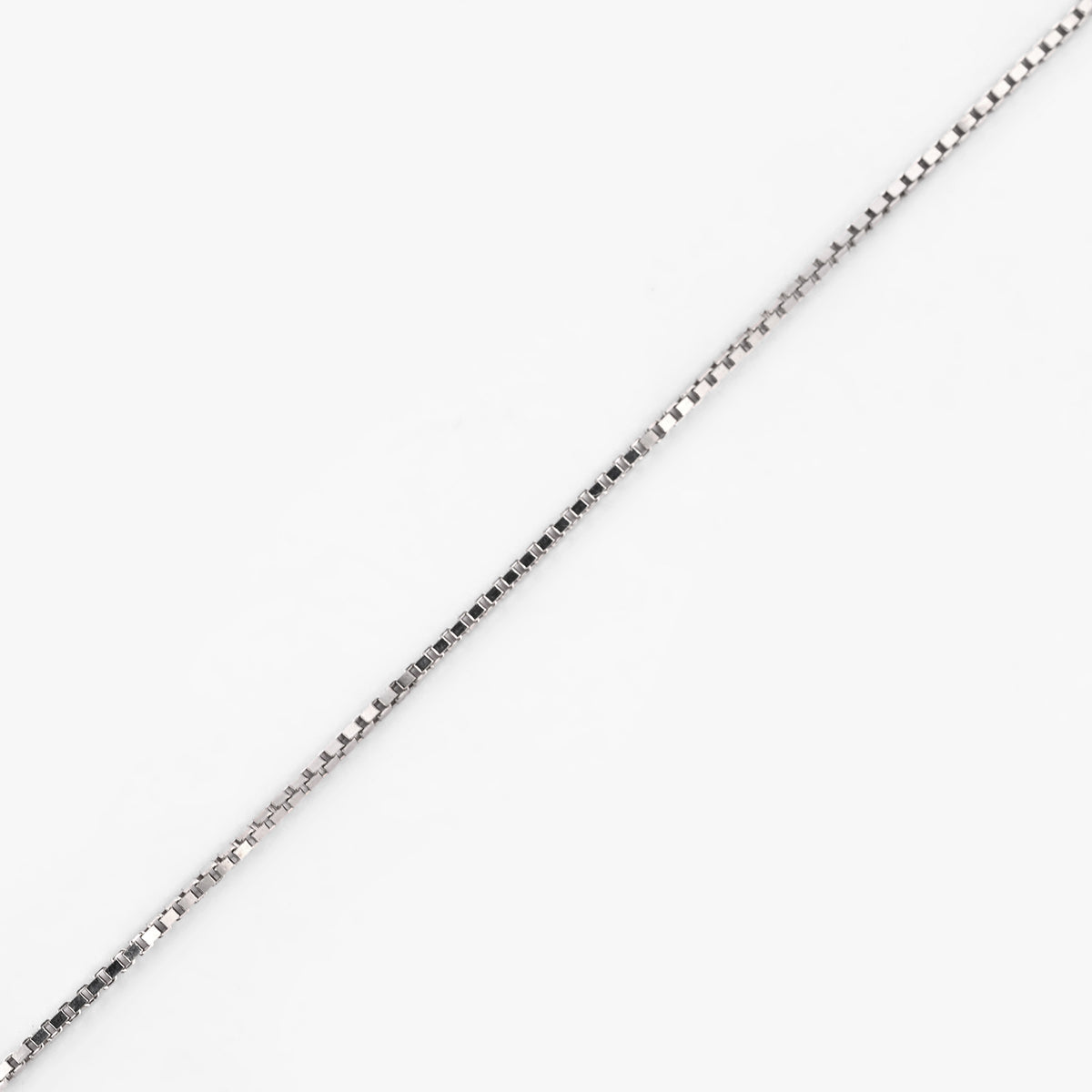 Comprar cadena tipo veneciana en oro blanco de 18kt y 59,1cm de largo con cierre tipo reasa. Cadenas con envío gratis. Joyería Ian'Or.