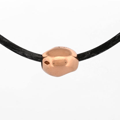 Comprar colgante en forma de bola de la firma de Pomellato en oro amarillo de 18kt. Envío GRATIS. Envío GRATIS, Joyería Ian'OR, envío asegurado.