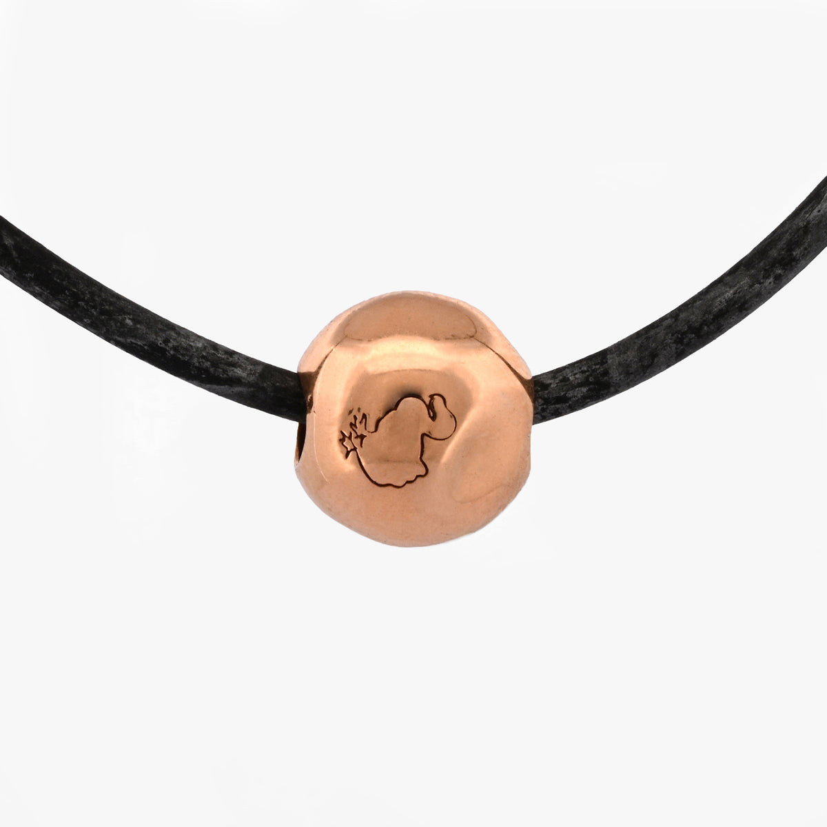 Comprar colgante en forma de bola de la firma de Pomellato en oro amarillo de 18kt. Envío GRATIS. Envío GRATIS, Joyería Ian'OR, envío asegurado.