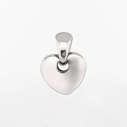 Comprar colgante de corazón en oro blanco de 18kt con acabado pulido. Joya romántica y elegante ideal para regalar. Joyería Ian'Or. Envío GRATIS.