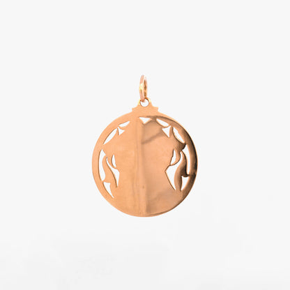 Comprar colgante medalla con grabado de la Virgen María realizado en oro amarillo de 18kt. Joyas de segunda mano. Restauramos joyas para darles una nueva vida.