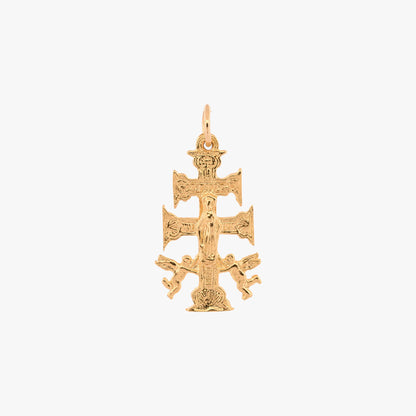 Comprar colgante oro amarillo 18K Cruz de Caravaca, Cristo y ángeles. Joya protectora y tradicional que aporta simbolismo y distinción. Envío gratuito