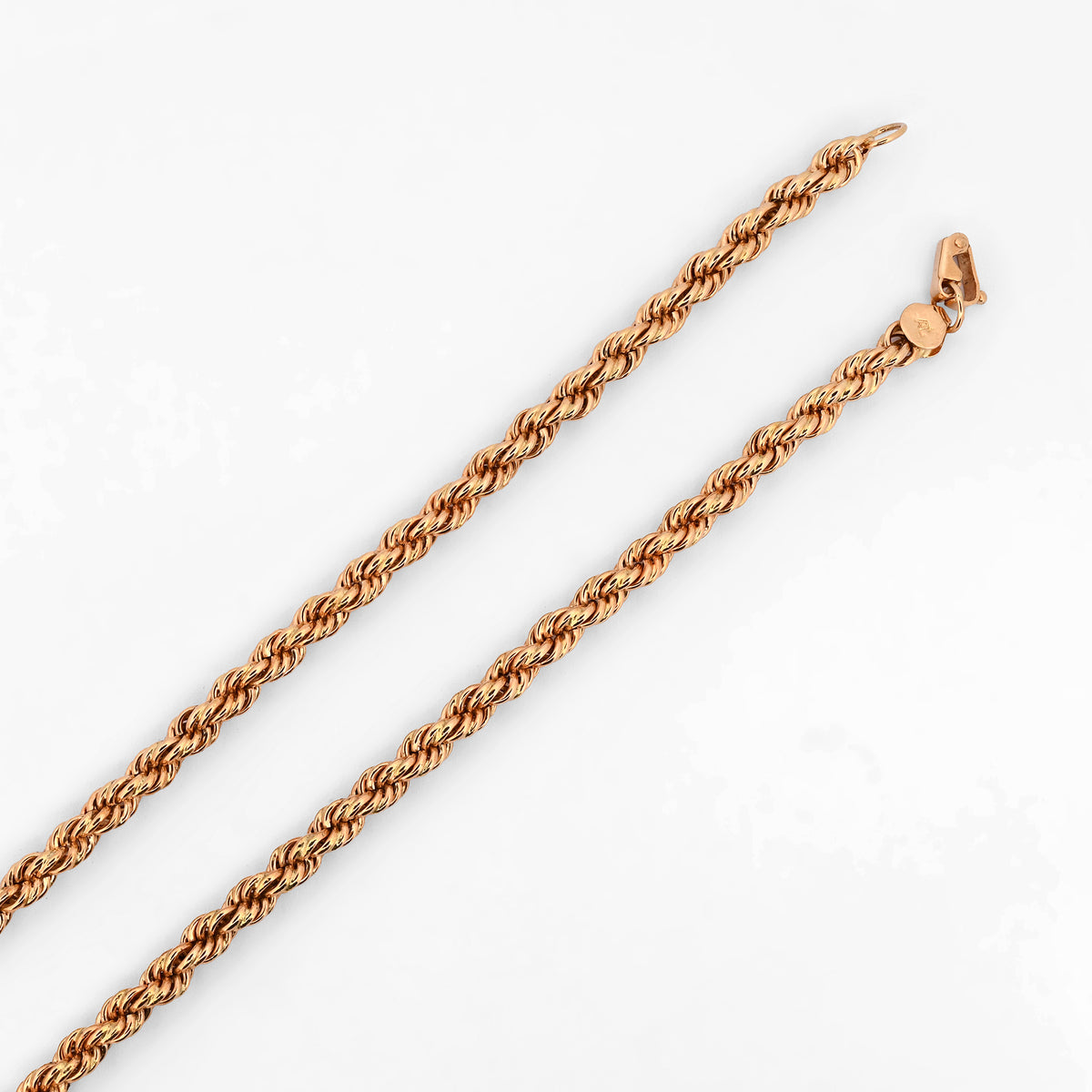 Comprar collar de oro amarillo de 18kt con cadena de cordón trenzado. La cadena mide 41,5cm de largo y dispone de un cierre tipo mosquetón.Joyería Ian'Or. Envío GRATIS.