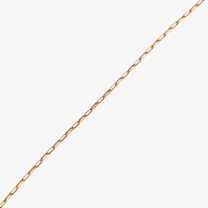 Comprar collar paperclip oro amarillo 18K de eslabón alargado y patrón geométrico. Joya ligera y resistente de estética limpia. Pieza certificada y envío gratis