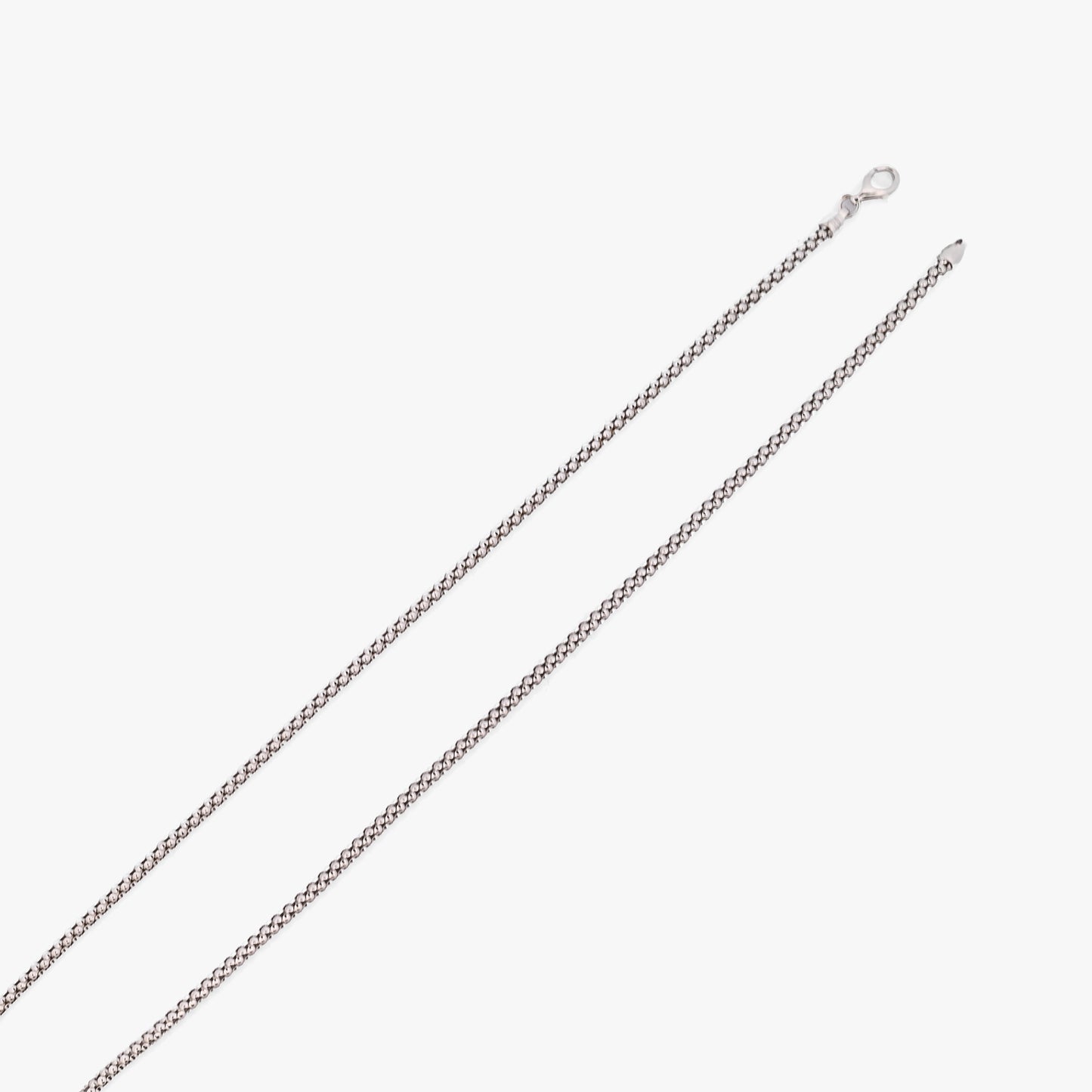 Comprar collar de cadena palomita de oro blanco de 18K con estructura tubular texturizada. Pieza sofisticada que destaca por resistencia y diseño. Envío gratis