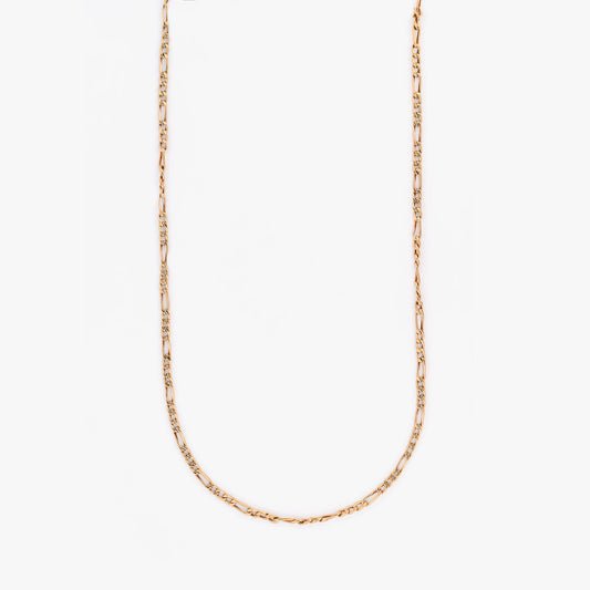 Comprar cadena Figaro oro amarillo 18K eslabón alternado. Pieza equilibrada de alta resistencia y estética uniforme. Envío gratuito y pieza certificada