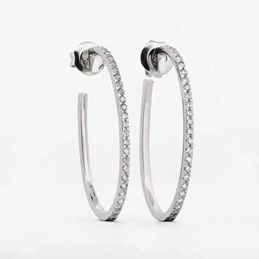 Pendientes de oro blanco de 18kt con forma de aro ovalado y (brillantes)Envío GRATIS, Joyería Ian'OR, envío asegurado.
