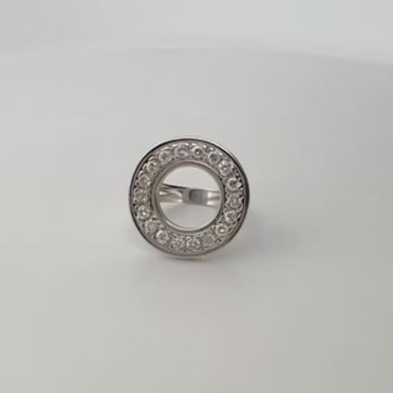Comprar Anillo realizado en oro blanco de 18kt con 18 diamantes talla brillante puestos en circulo. Joyas restauradas en Barcelona. Joyería Ian'Or.