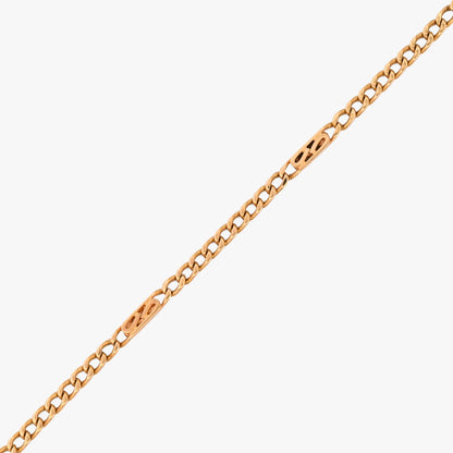 Compra Pulsera de eslabones combinados de oro amarillo de 18Kt y cierre tipo mosquetón. Con un diseño que destaca por su estructura geométrica intermitente, que combina tramos de eslabón tradicional con placas alargadas caladas, ofreciendo una pieza ligera, resistente y de estética equilibrada.