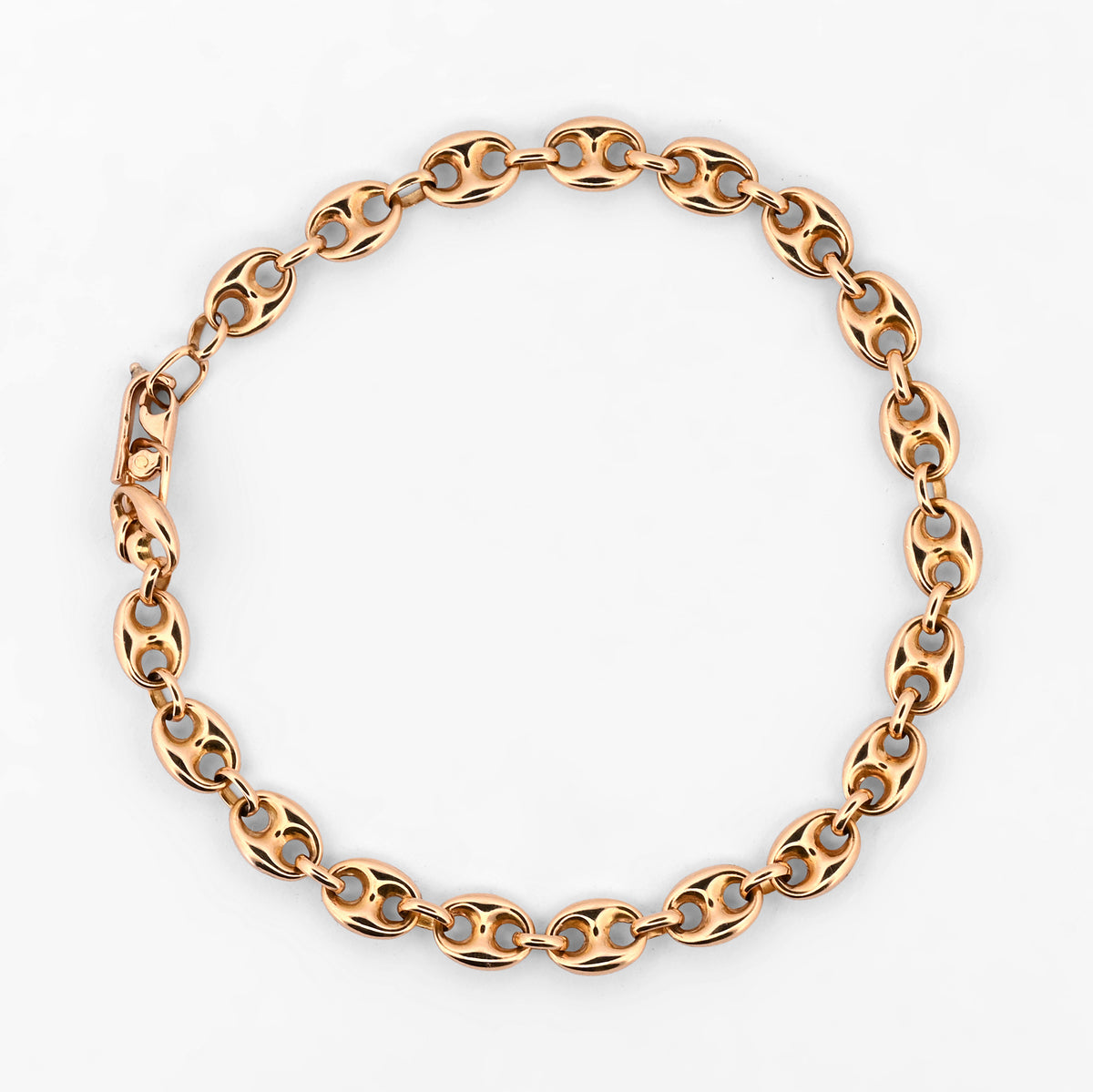 Comprar pulsera de oro de 18kt con cadena tipo calabrote de 5,99mm de grosor y 20,3cm de largo. Esta pulsera dispone de cierre tipo mosquetón.