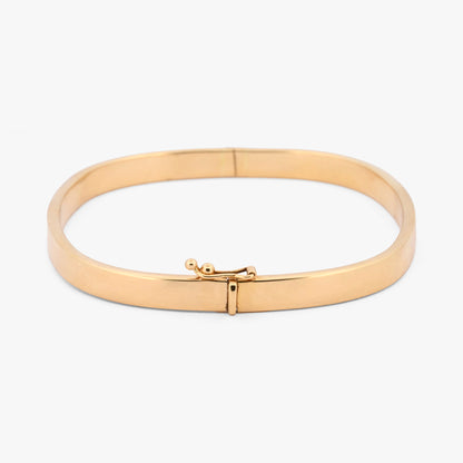 Comprar pulsera esclava oro amarillo 18K ovalada. Joya minimalista y resistente que aporta un estilo limpio y sofisticado. Pieza certificada y envío gratis