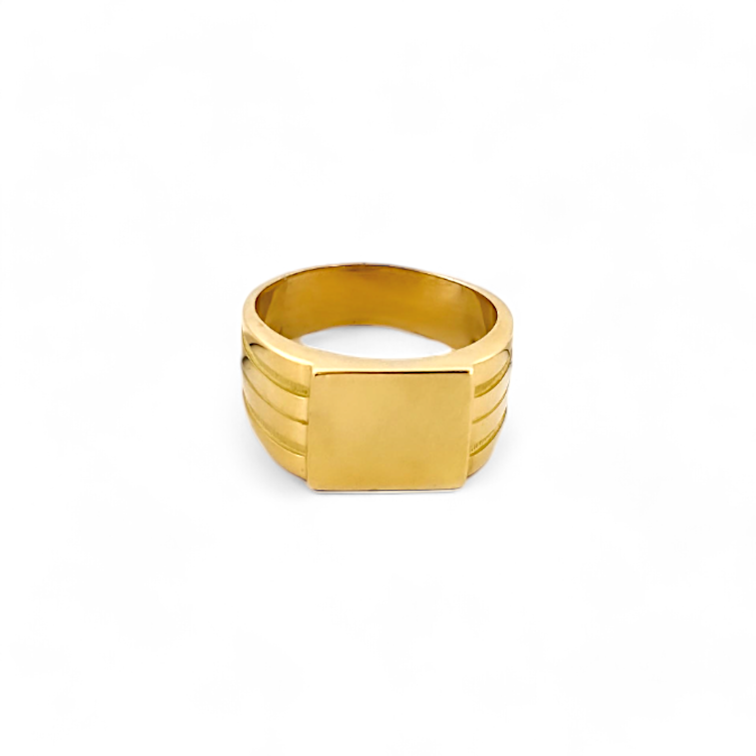 Anillo tipo sello de oro amarillo de 18kt. Joyas para hombre de oro  baratas ,joyas de segunda mano restaudadas, Joyeria Ian'OR donde comprar y vender oro al mejor precio