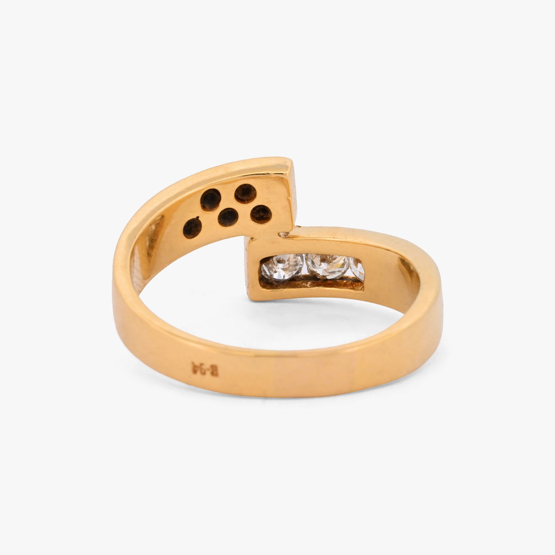 Comprar sofisticada alianza de oro amarillo de 18k de diseño de líneas cruzadas que se entrelazan con elegancia, Certificado por Joyería Ian'OR, envío gratuito